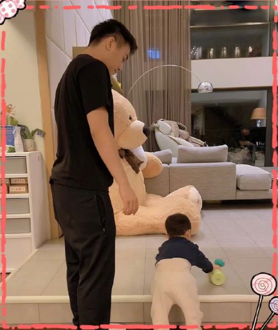 奚梦瑶32岁生日何猷君主动献吻,奚梦瑶和何猷君怎么谈恋爱的