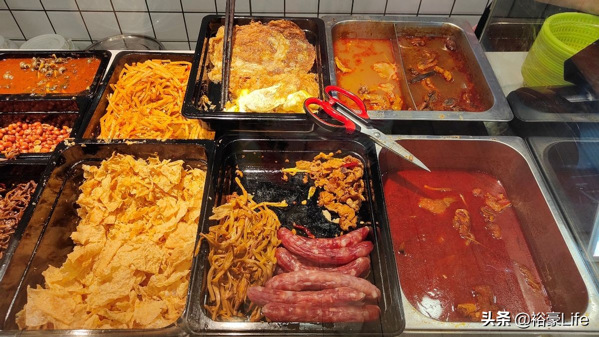 柳州爱民螺蛳粉和聚宝螺蛳粉,人气螺蛳粉推荐