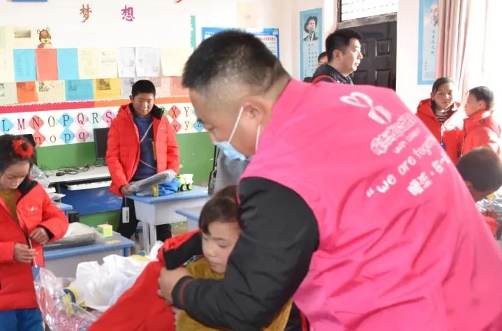 “多一克温暖”第七次起航（一）