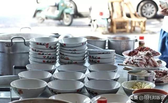 在荆州监利喝早酒是怎样一种逼格,湖北监利喝早酒的地方在哪