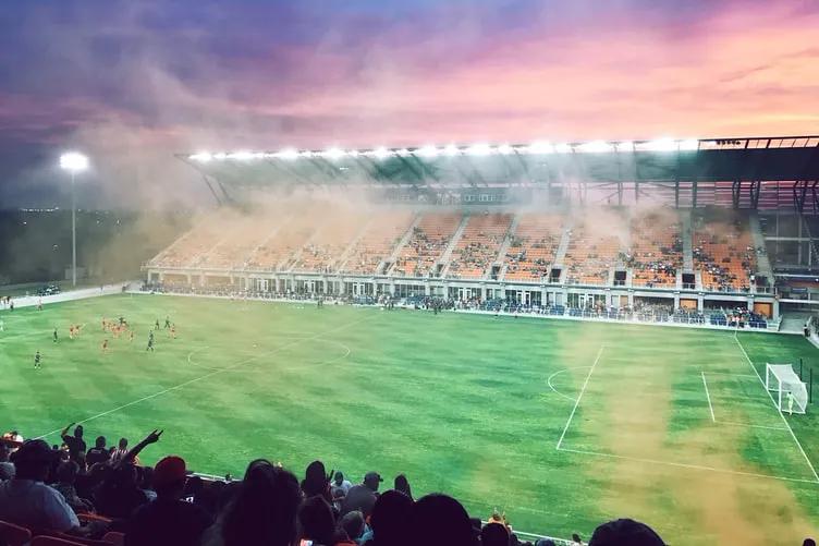 恒大体育馆效果图,恒大体育馆优缺点