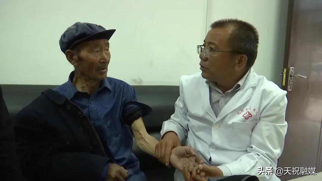 毛藏乡：“惠民服务大厅”流动的一天