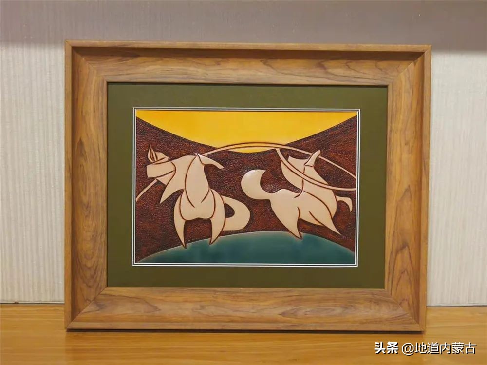 蒙古族手工皮雕包,蒙古族特色民间工艺