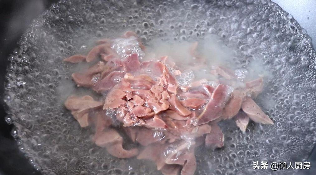腌制好的鸡肝怎么做好吃,炒鸡肝不焯水的做法