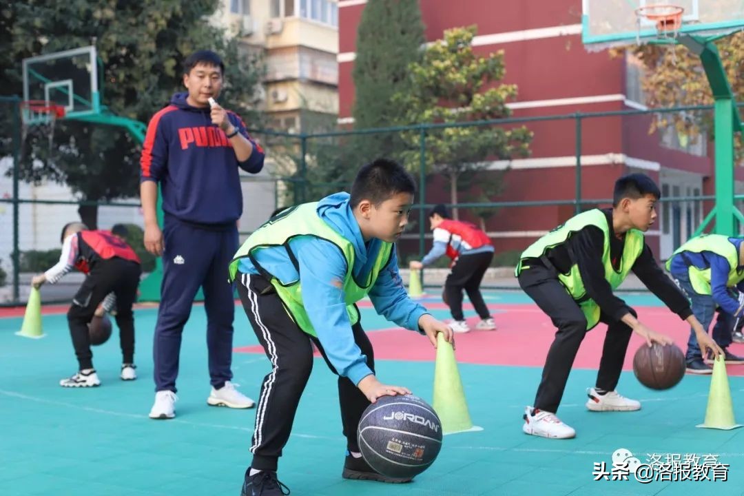金杯闪闪，洛阳老城实验小学的体育特色很“哇塞”