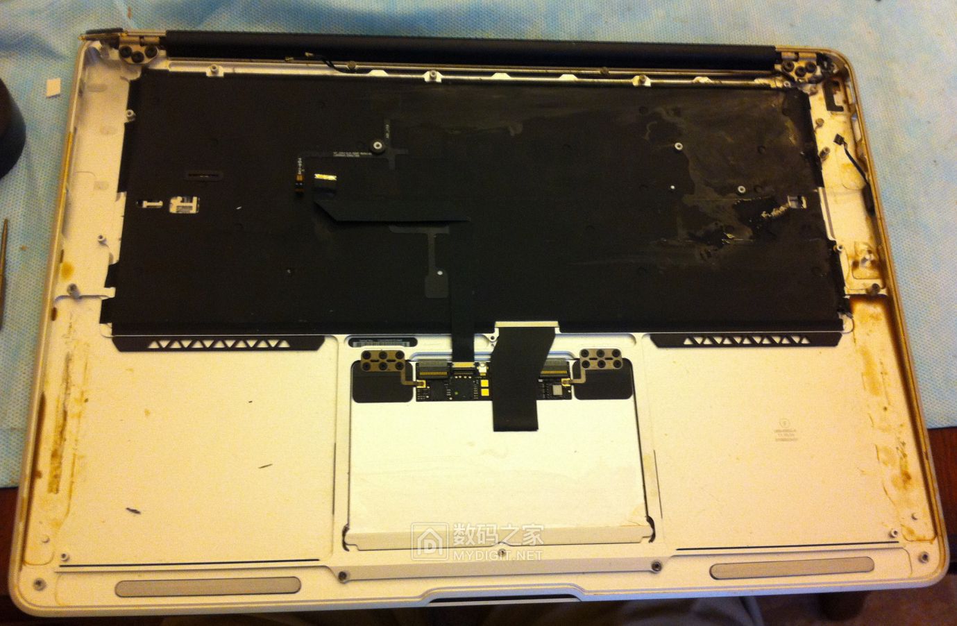 苹果笔记本macbookair7999,苹果笔记本11.6寸macbookaira1370