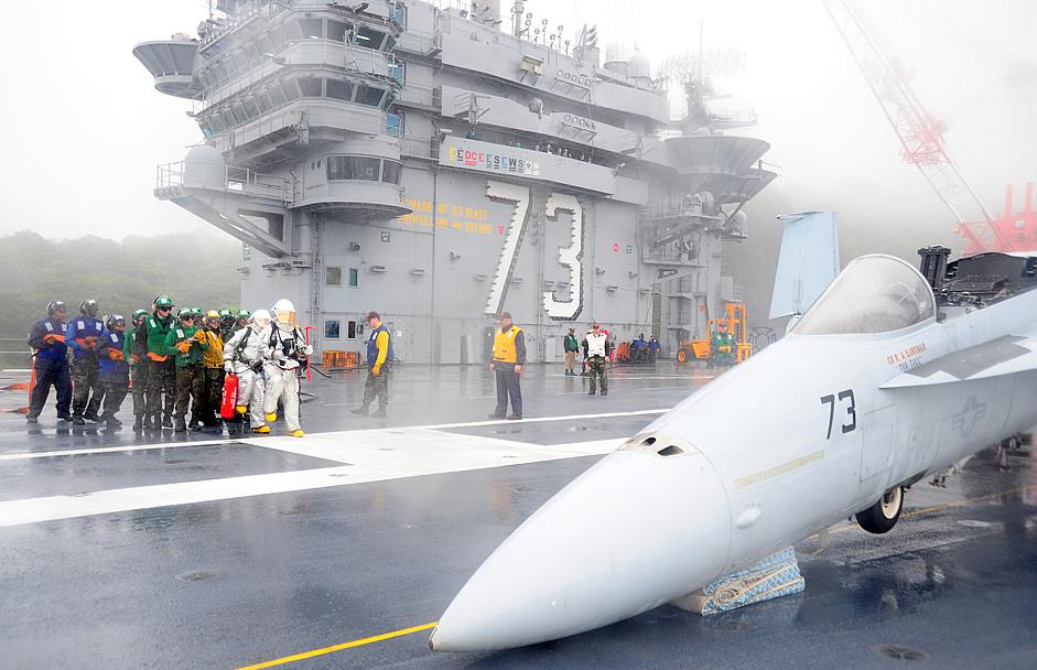 美军航母损管,神级损伤是什么造成的