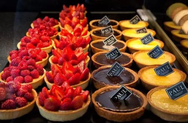 迪拜国际机场什么便宜,迪拜机场t3休息室攻略