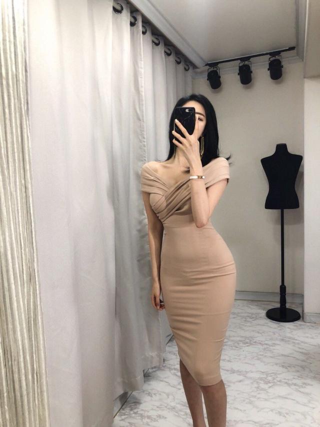 王思聪花两亿请的女主播,王思聪身材变化