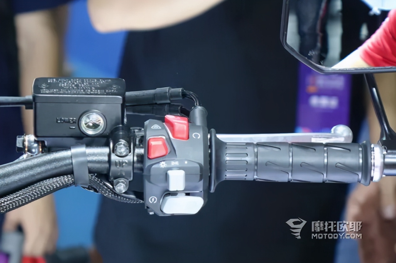 新款燎火700价格,2023款燎700