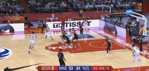 2022世界杯主教练被罚红牌,世界杯主教练吃红牌