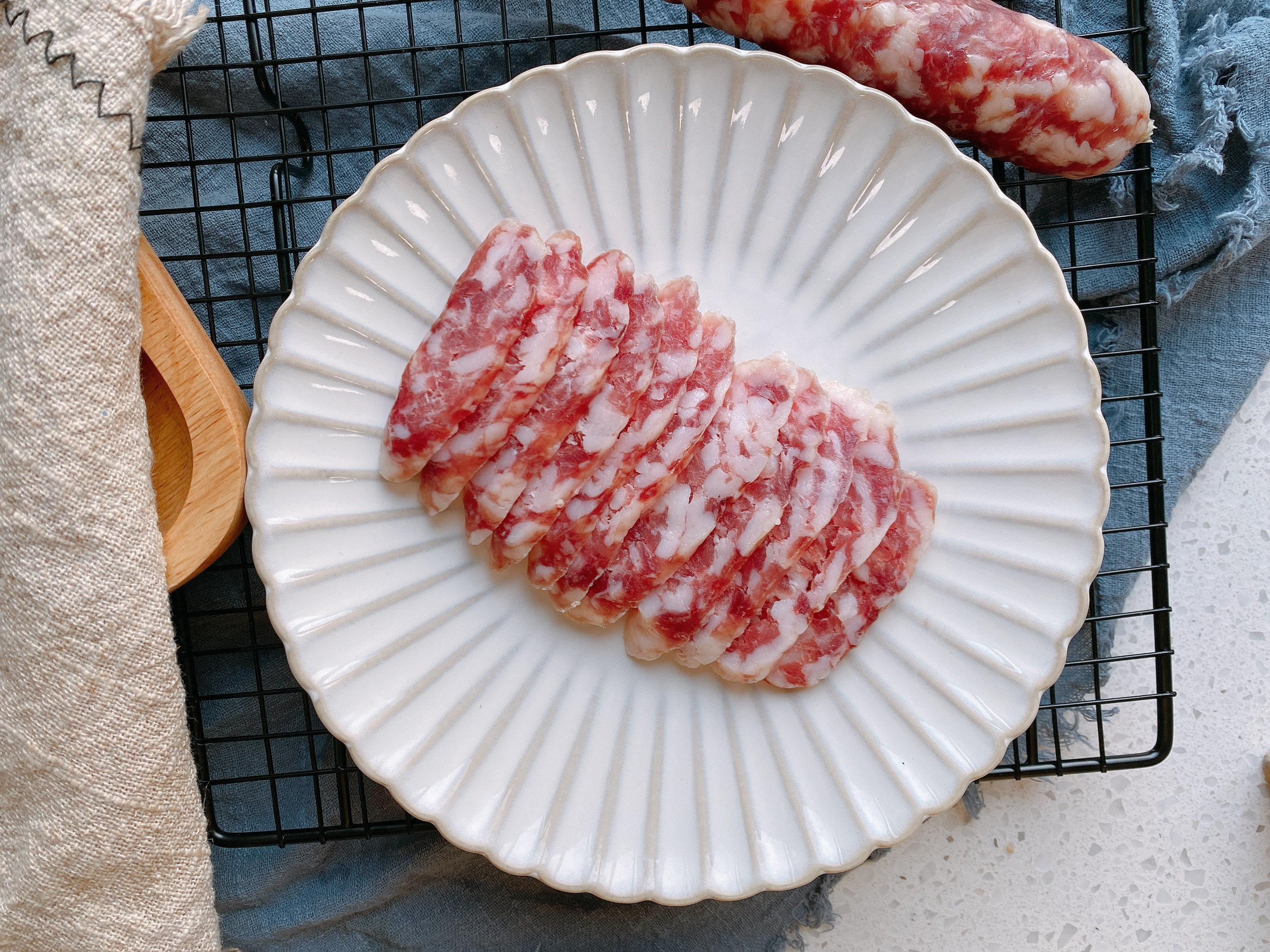 灌香肠的独家秘方一定要收藏起来,灌香肠4斤香肠的制作方法和配方