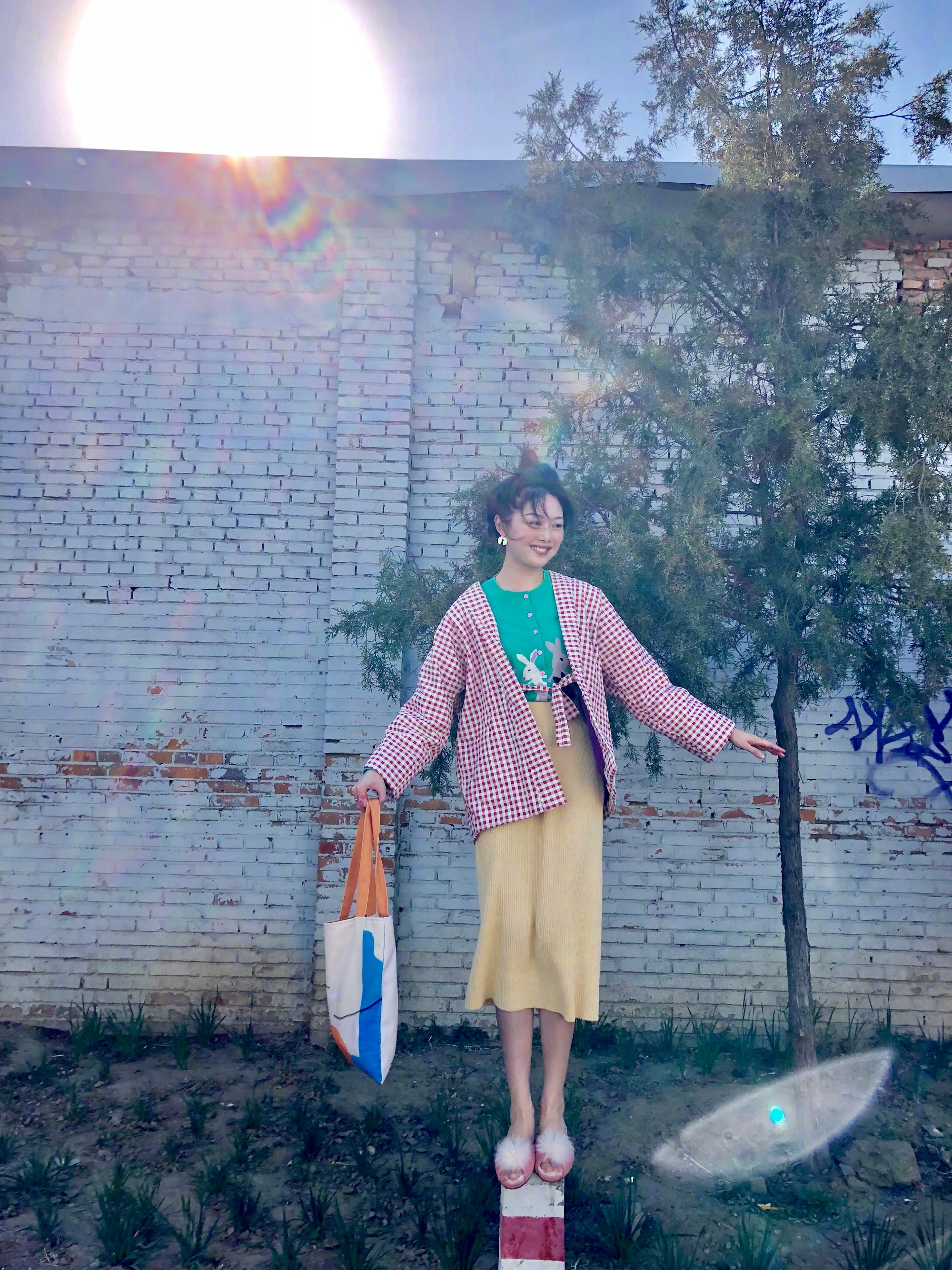 网红鼻祖晚晚和舒淇同框比美赢了？妆容穿搭都有小心机，来抄作业