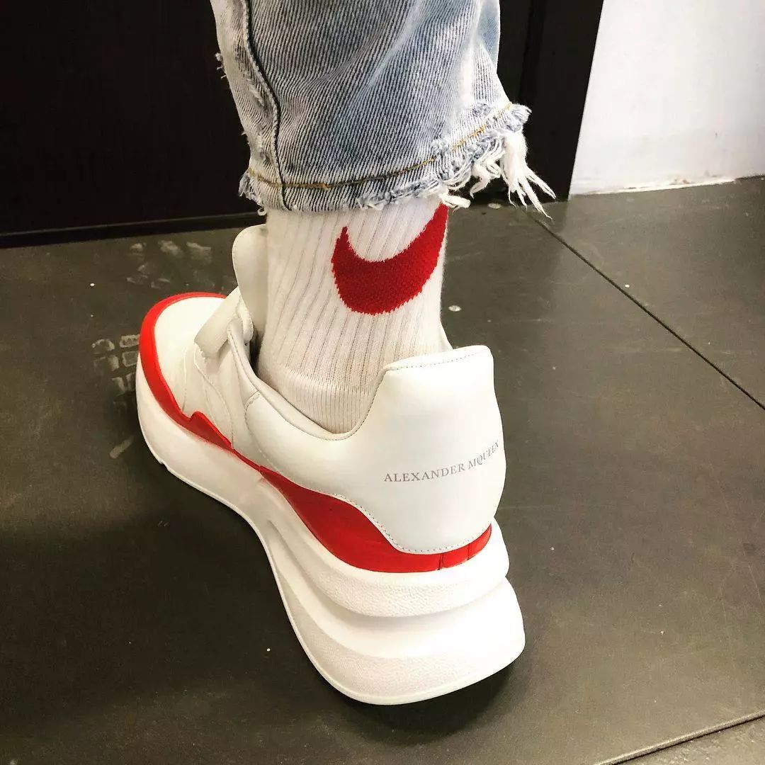 白敬亭有多爱白鞋,白敬亭老了之后的样子