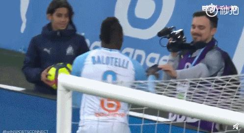 巴洛特利单刀c罗,巴洛特利和梅西c罗