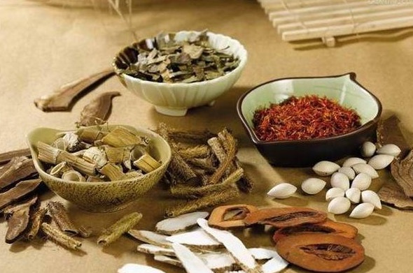 夏季野钓鲫鱼公认单开最强饵料,谷物香饵料夏季野钓加什么小药