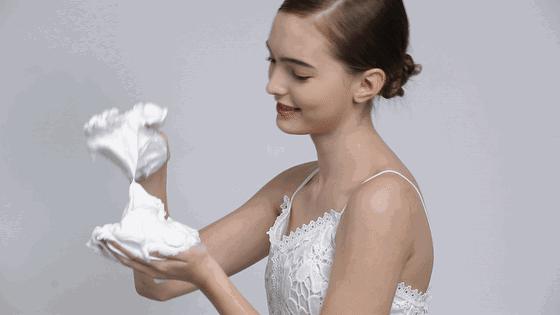 氨基酸洗面奶与控油洗面奶区别,氨基酸洗面奶和清洁洗面奶的区别