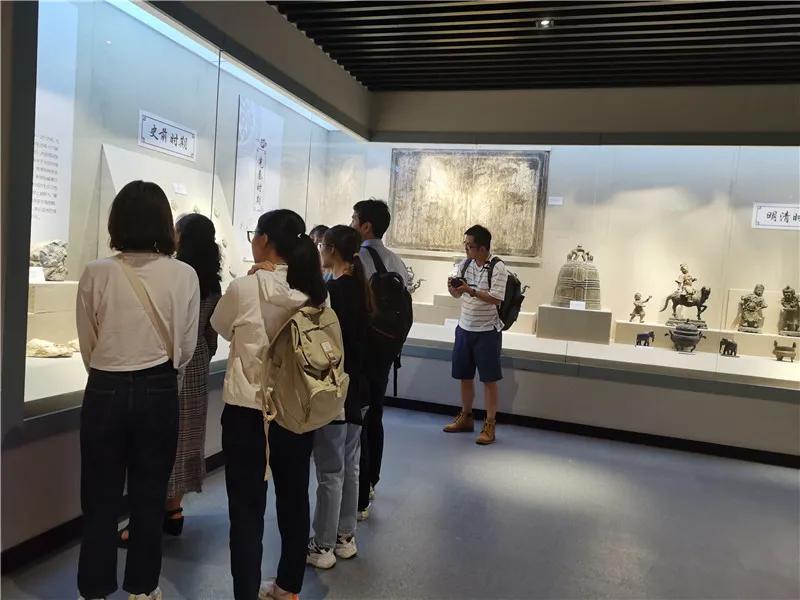 探寻世外桃源,凤庆滇红茶景区