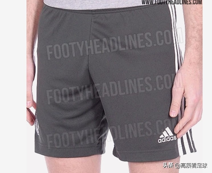 曼联球衣惊现black,曼联球衣2021真假