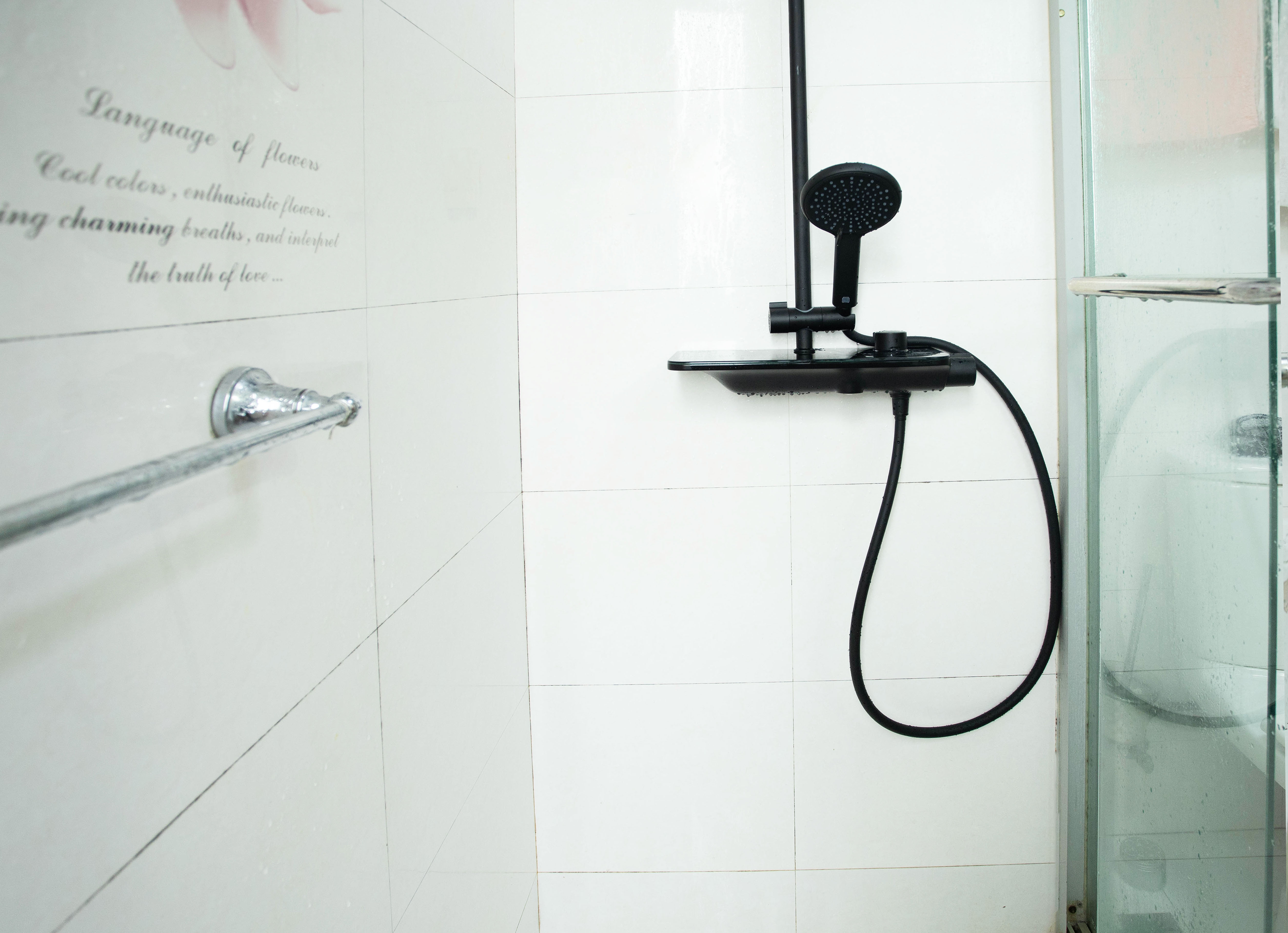 大白霸王灰淋浴花洒测评,大白皓月淋浴花洒评测