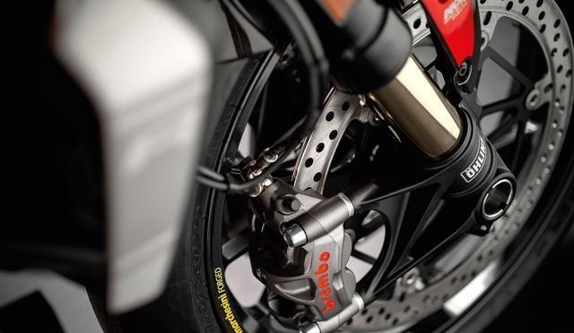 新手一定要掌握的骑摩托车技巧,机车刹车后怎么起步