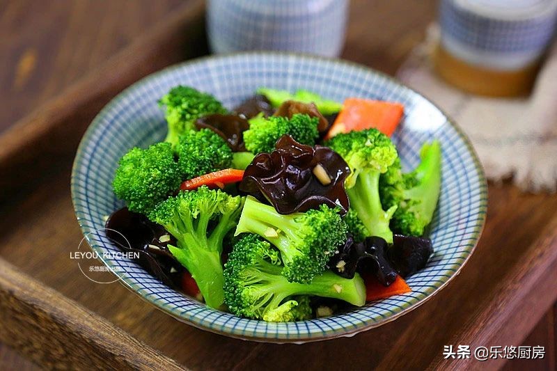 夏天必吃的十道凉拌菜做法,入夏后多吃十道菜经济实惠又美味