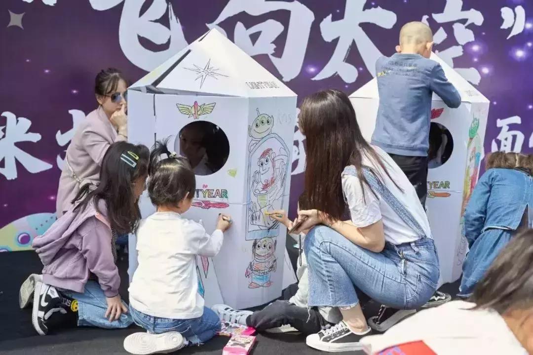 探索太空奇遇季,带孩子探索宇宙体验太空之旅