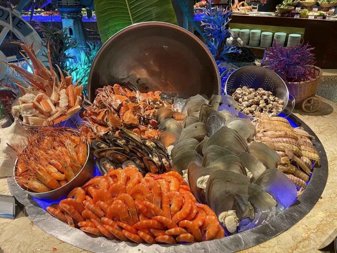 金海湾嘉华度假酒店沙滩免费进吗,金海湾嘉华度假酒店附近有什么