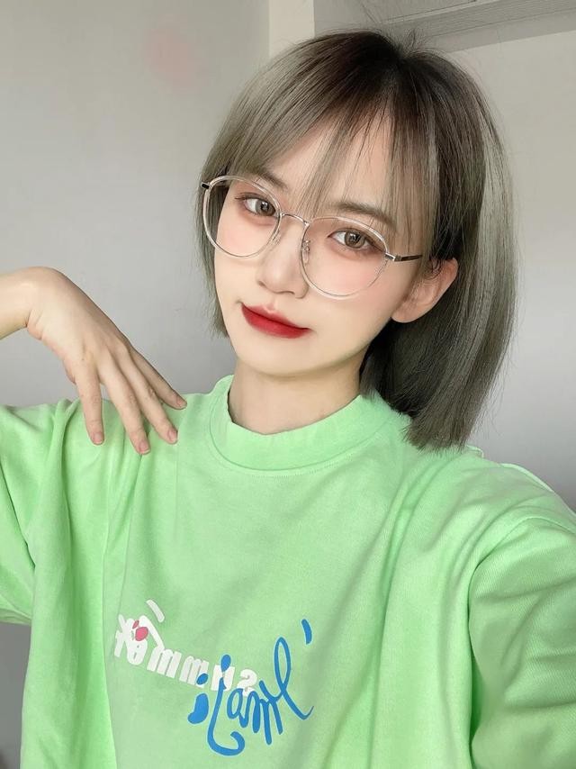 夏天小个子穿搭150显高,适合小个子穿的简约衣服穿搭