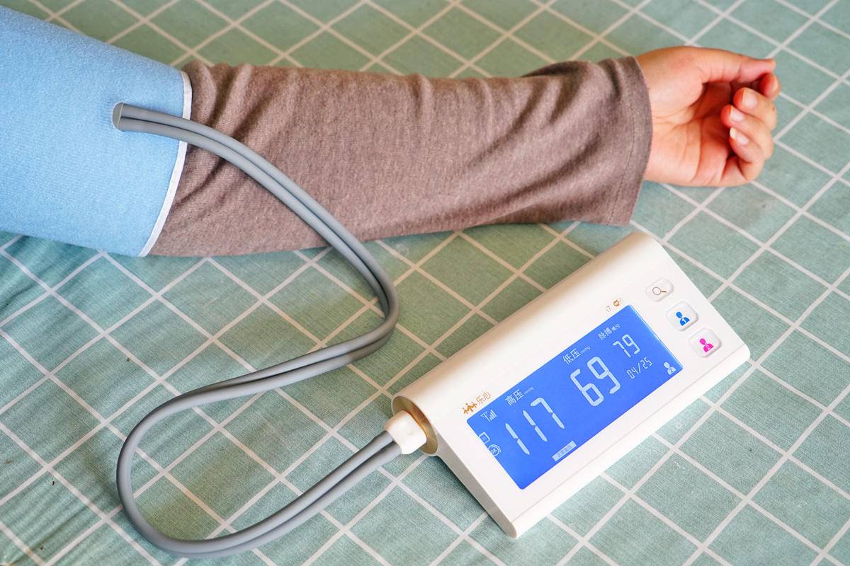 乐心双管血压计i7使用寿命,乐心双管血压计i7wifi版