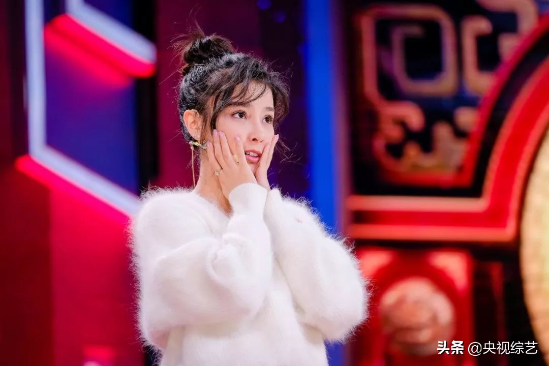 超美维吾尔族姑娘,高颜值新疆姑娘