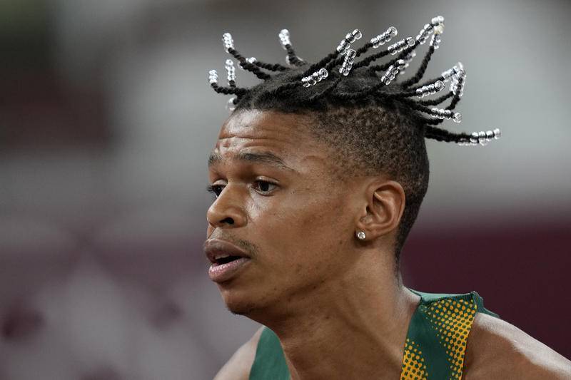 运动员勇敢面对挫折和困难,运动员张扬个性到底有没有错