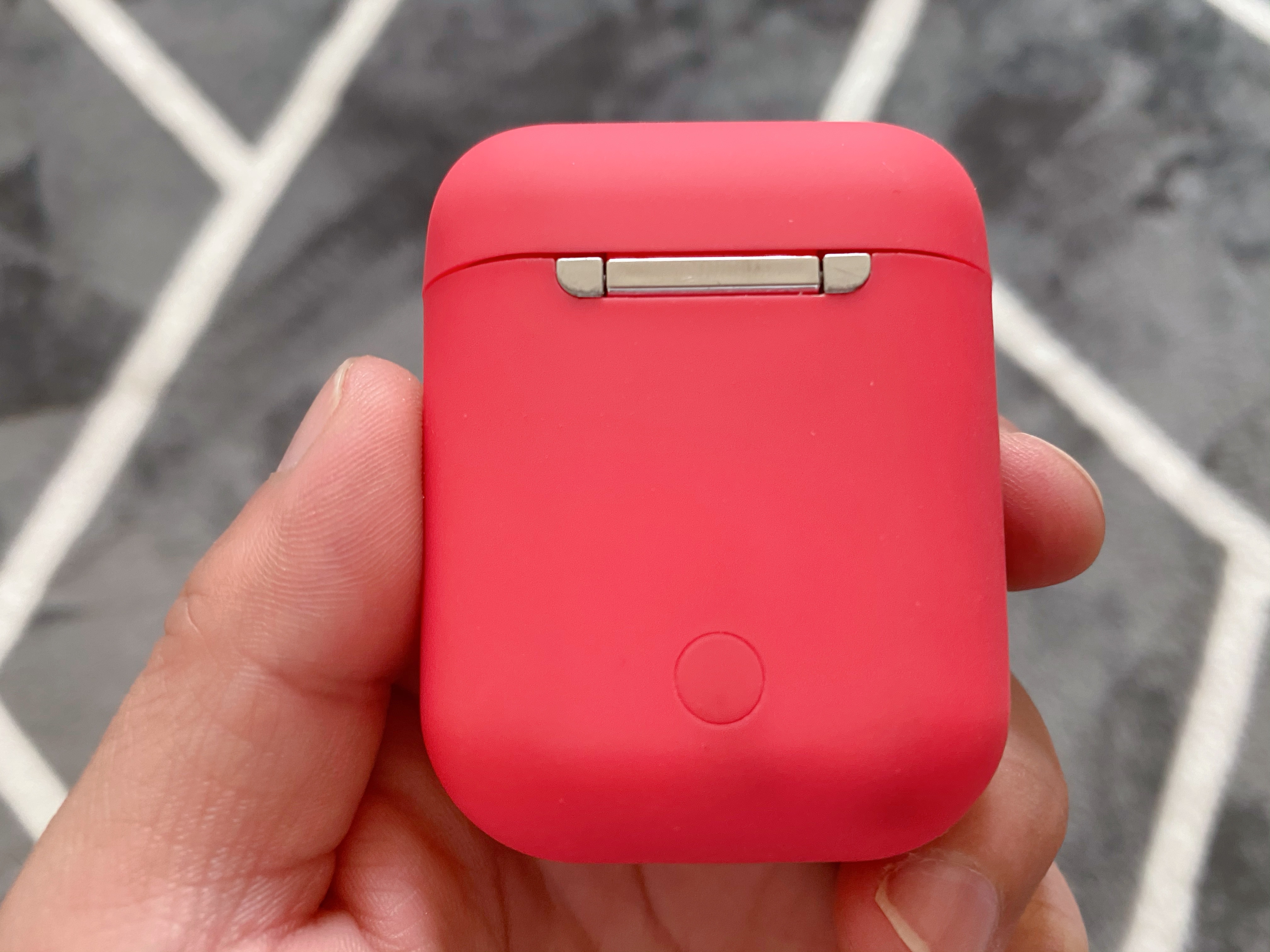 华强北100元的airpods,华强北airpods1562m检测