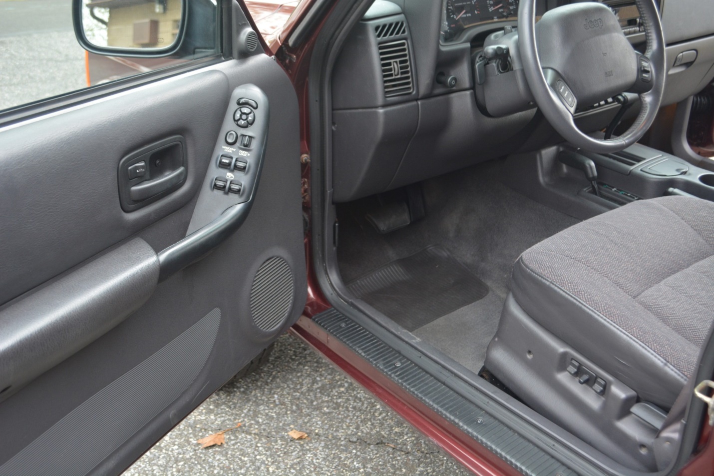 最后一代大切诺基3.6,最后一代切诺基2700