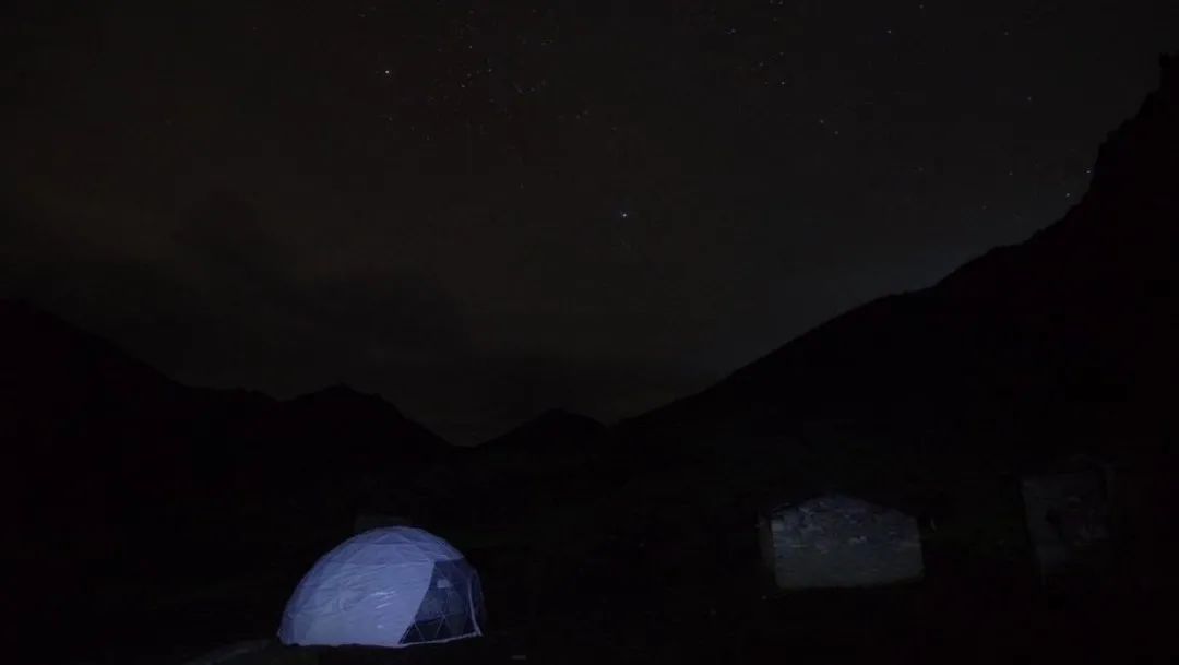 身怀绝技深藏不露,身怀武功深藏不露