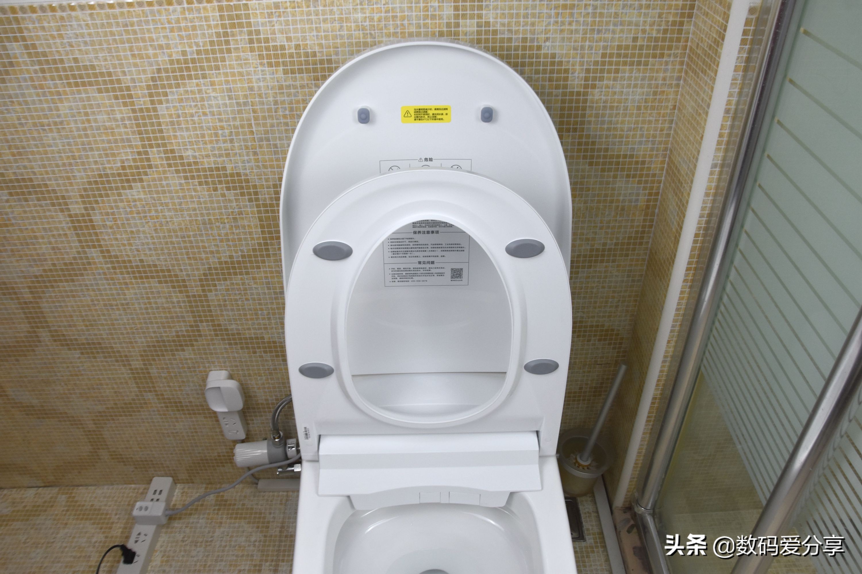 自动感应智能马桶,电动马桶智能自动冲水马桶