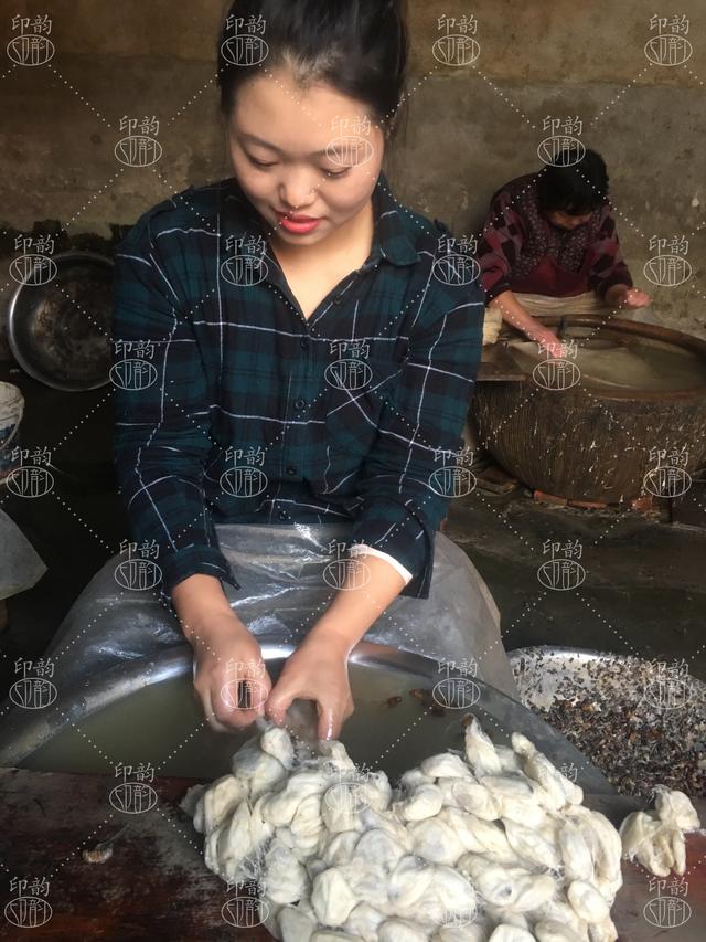 小朴妹家：从蚕茧到蚕丝被，传统手工蚕丝被的加工流程