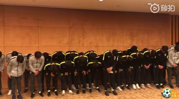 韩国队因提前庆祝夺冠痛失金牌,韩国队因过早庆祝成功错失金牌