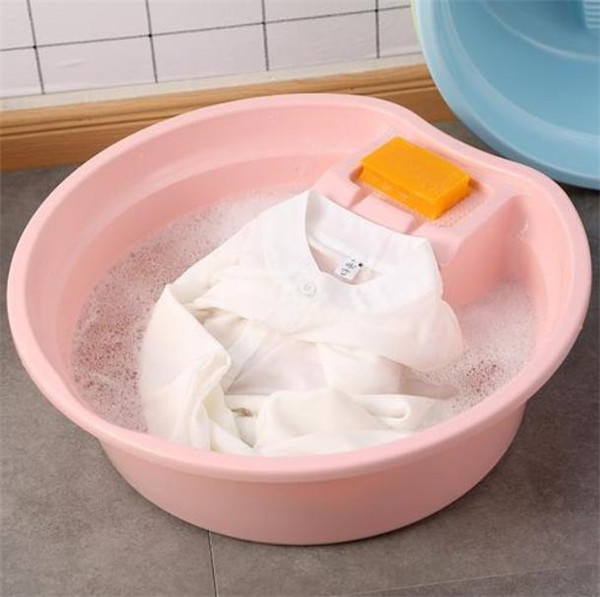 白t恤日常清洗的最有效方法,夏季t恤怎么清洗不会泛黄