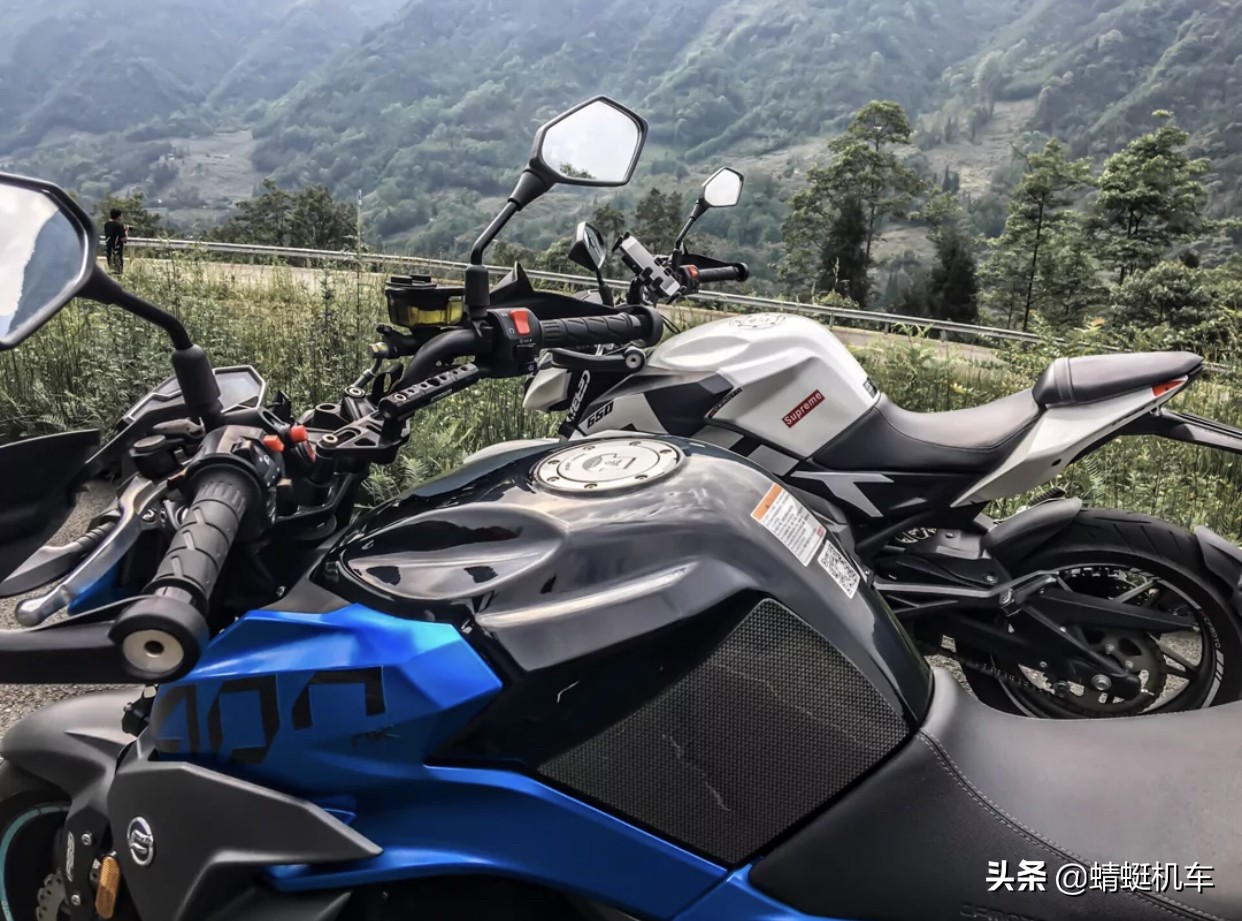 2020款春风400nk,网红春风400
