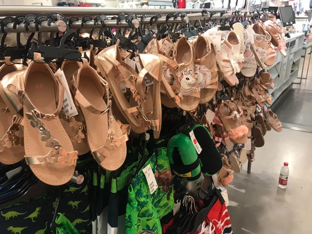 儿童凉鞋什么材质耐穿又好看,儿童凉鞋怎么推荐