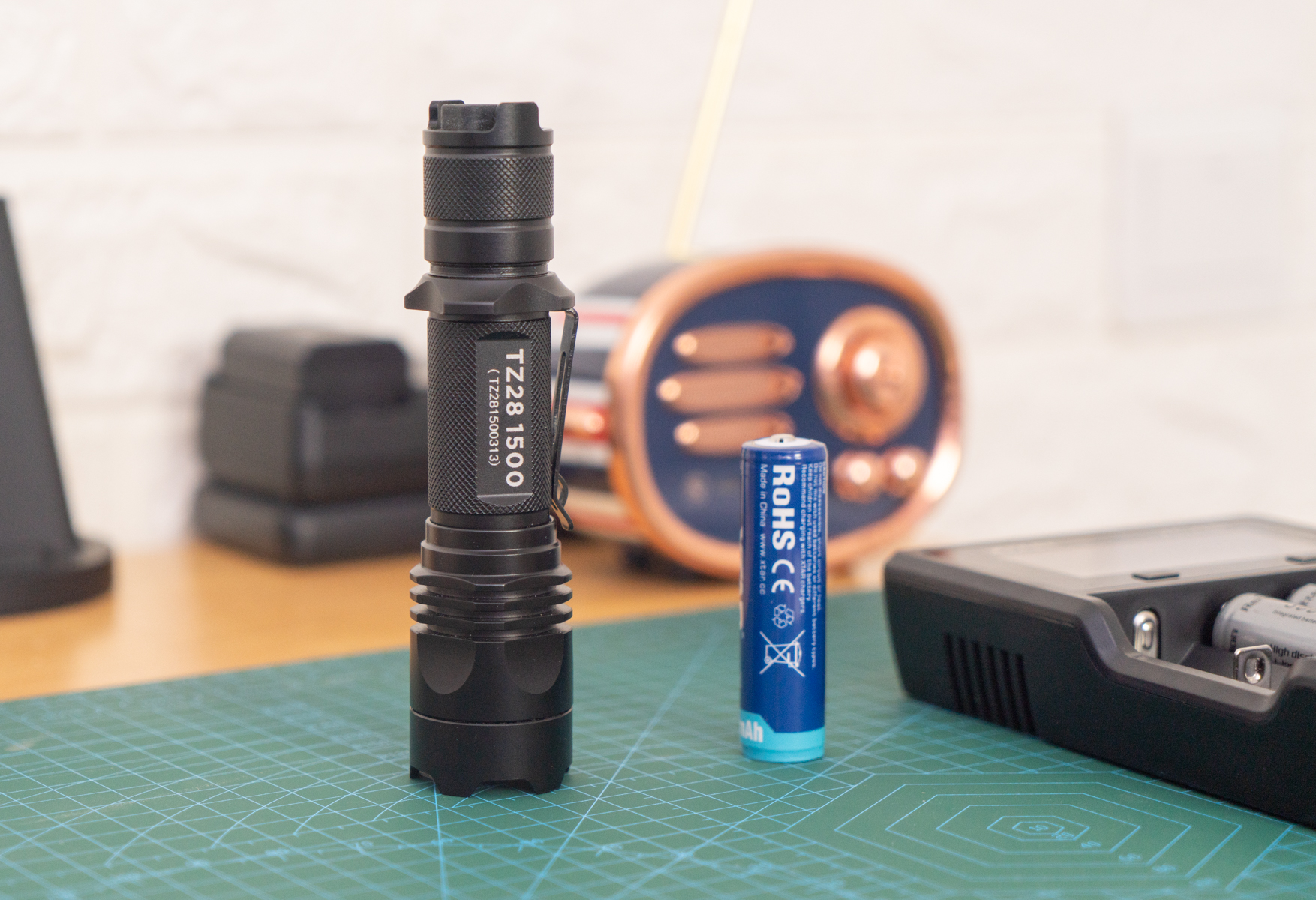 vc4s智能充电器,废电池随便扔