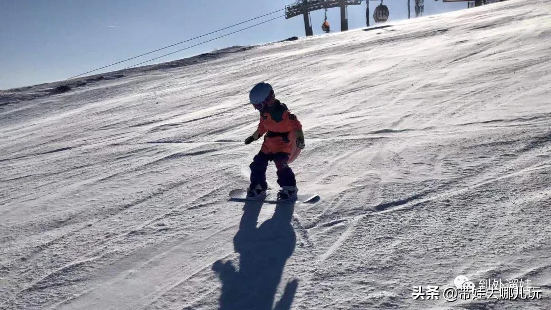 带娃滑雪穿什么,亲子滑雪装备