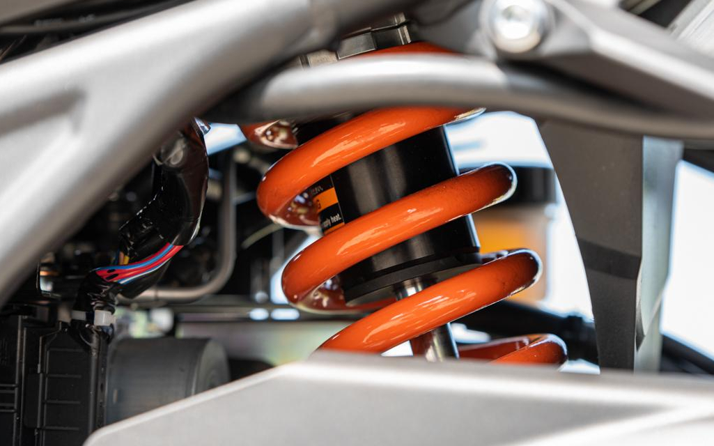 2020雅马哈r3车评,雅马哈r32023款车主