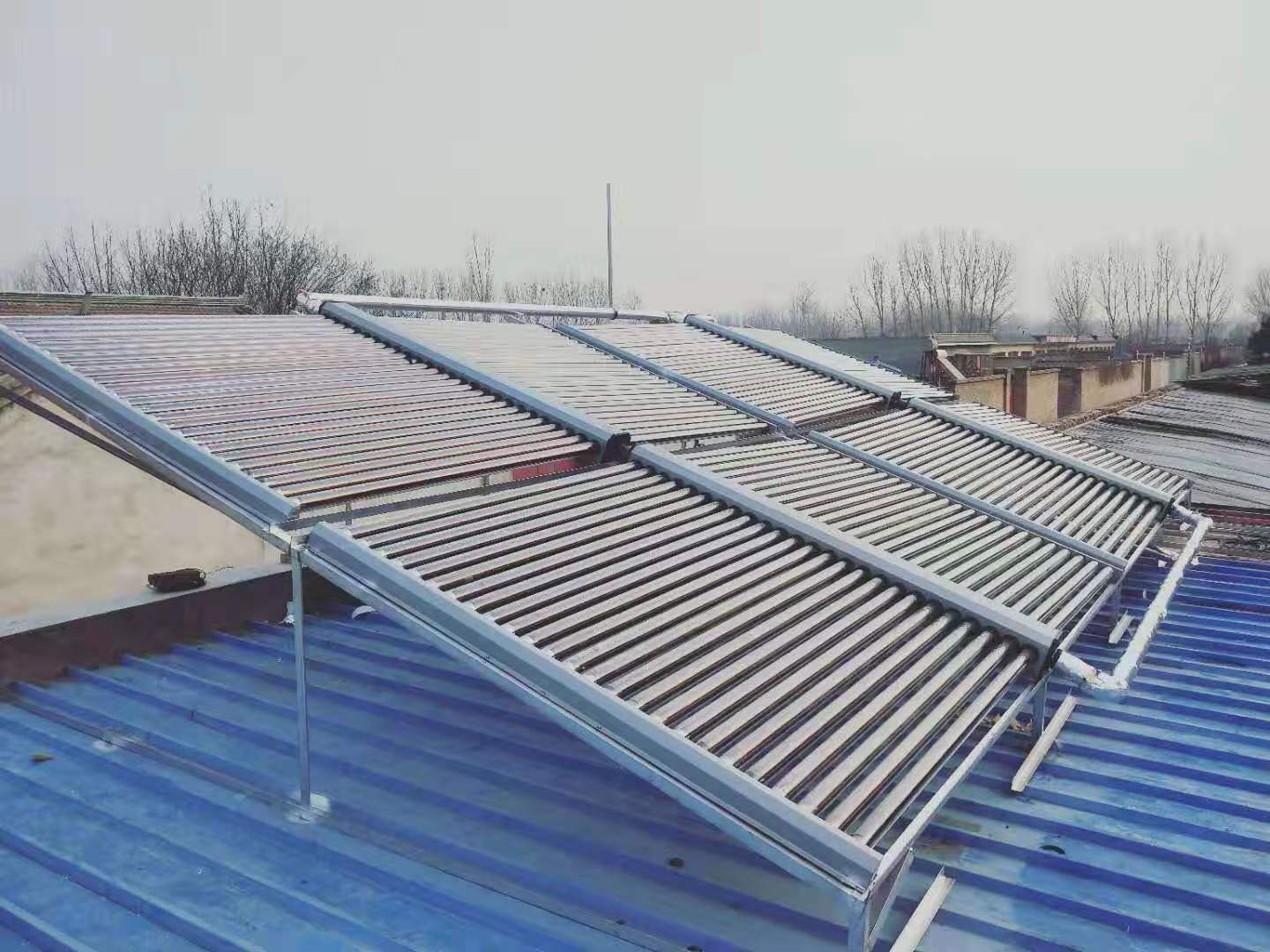 太阳能采暖缺点,太阳能供热到底好不好呢