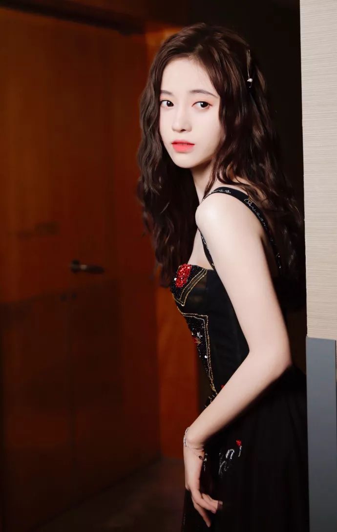 鞠婧祎snh48李艺彤比赛视频,李艺彤鞠婧祎snh48跳舞