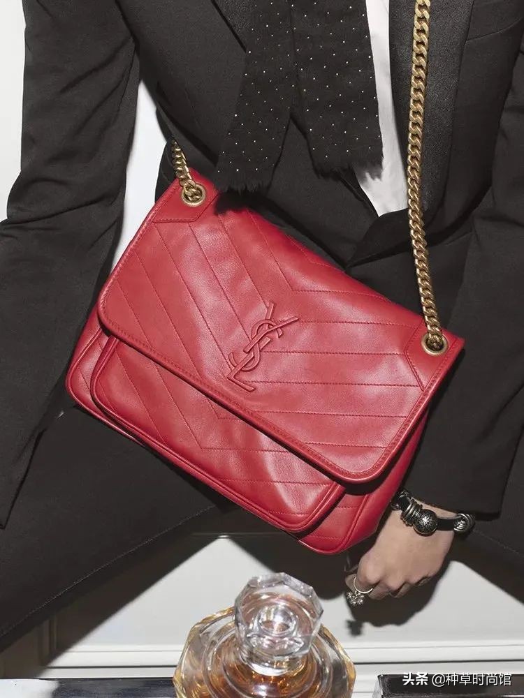 2021年爆款包包男,2021年什么品牌包包性价比高