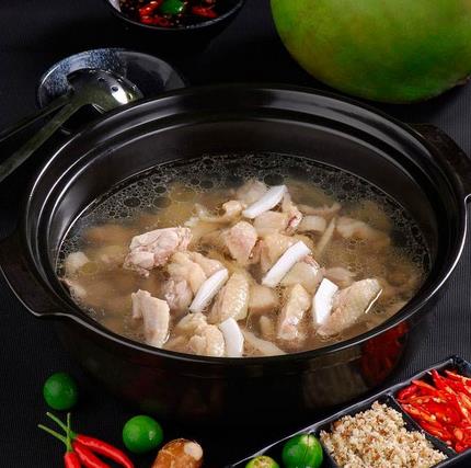 鸡肉火锅清汤怎么做才好吃,鸡肉火锅家常做法清汤