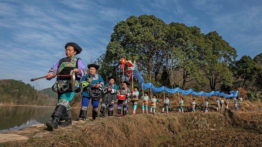 湘西苗族文化习俗及讲解,了解湘西苗族文化和风土人情