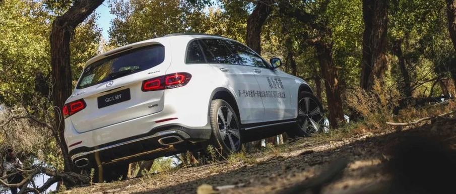 2022款奔驰glc300试驾评价,奔驰glc300试驾